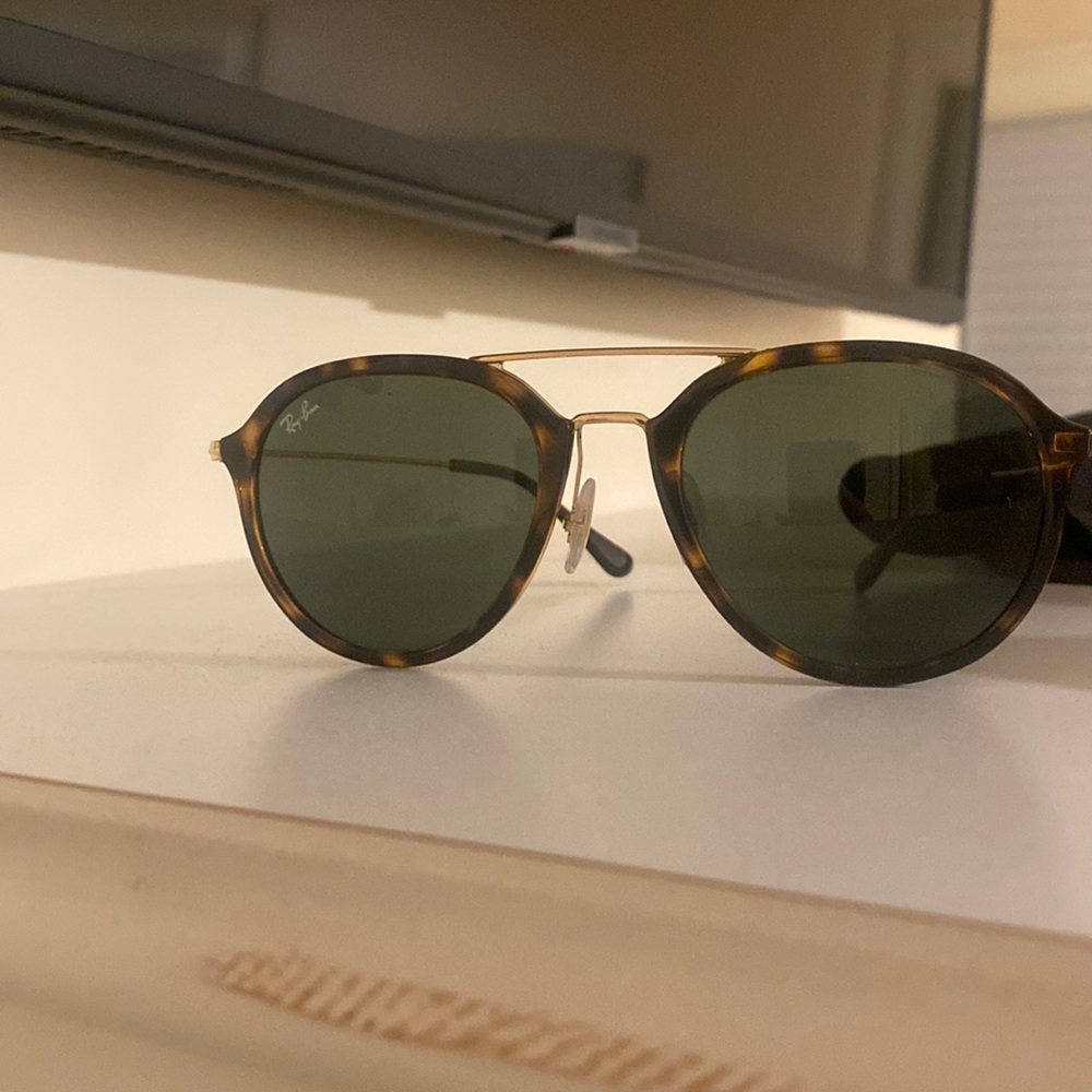 Rayban glasses with case